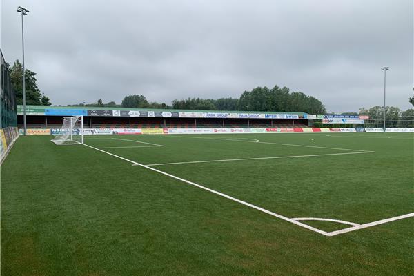 Rénovation terrain de football synthétique - Sportinfrabouw NV